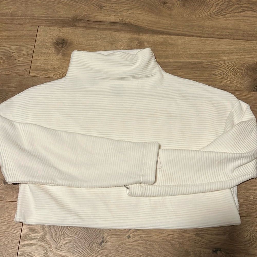 NWT xs velour mock neck sweater